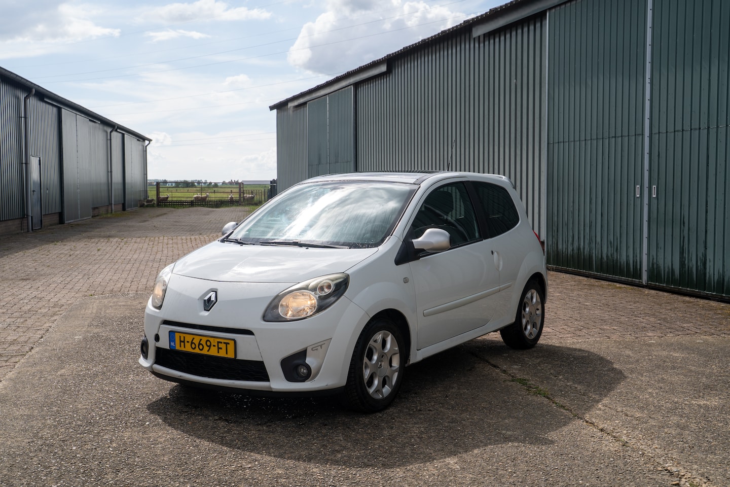 Renault Twingo - 1.2 TCE GT 1.2 TCE GT 101 PK | Motorblok 160.000 KM | Nwe APK | Cruise | Pano | Clima | Bluetooth | S - AutoWereld.nl