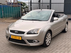 Ford Focus Coupé-Cabriolet - 2.0-16V Titanium Automaat Clima Navi