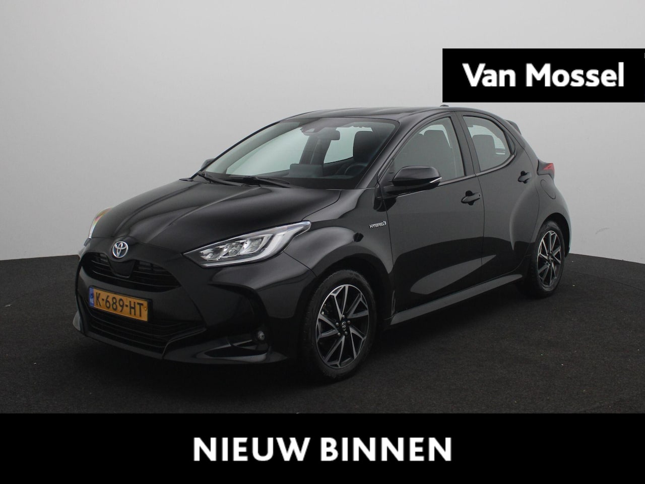 Toyota Yaris - 1.5 Hybrid Dynamic | Climate Control | Apple Carplay/Android Auto | Lichtmetalen Velgen | - AutoWereld.nl