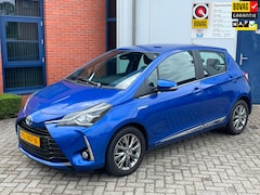 Toyota Yaris - 1.5 Hybrid Executive | eerste eigenaar | origineel NL-auto met 27850km