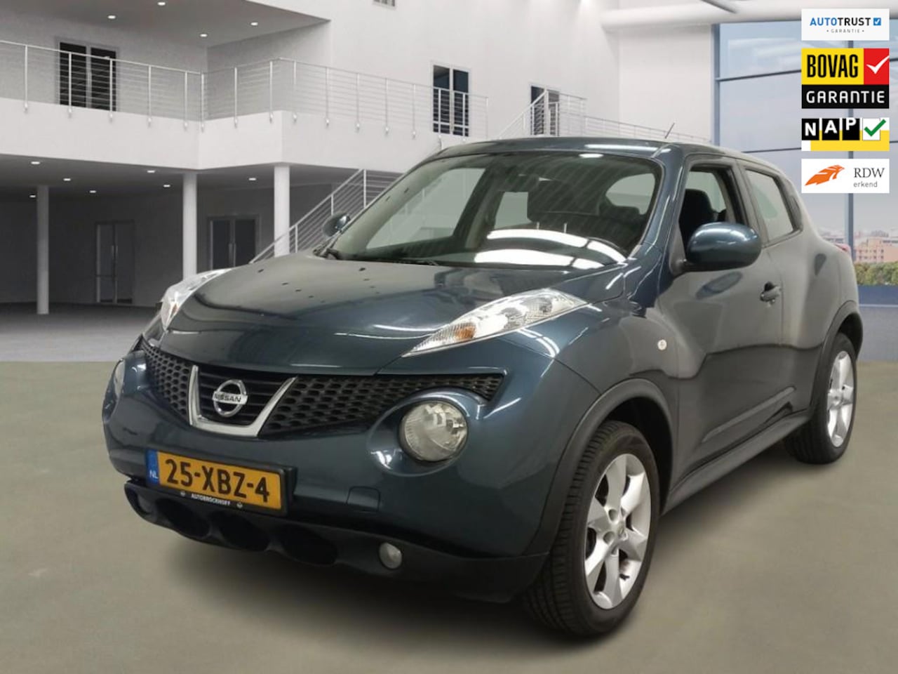 Nissan Juke - 1.6 Acenta Automaat 1e Eigenaar - AutoWereld.nl