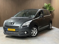 Peugeot 5008 - 1.6 THP Family 7p