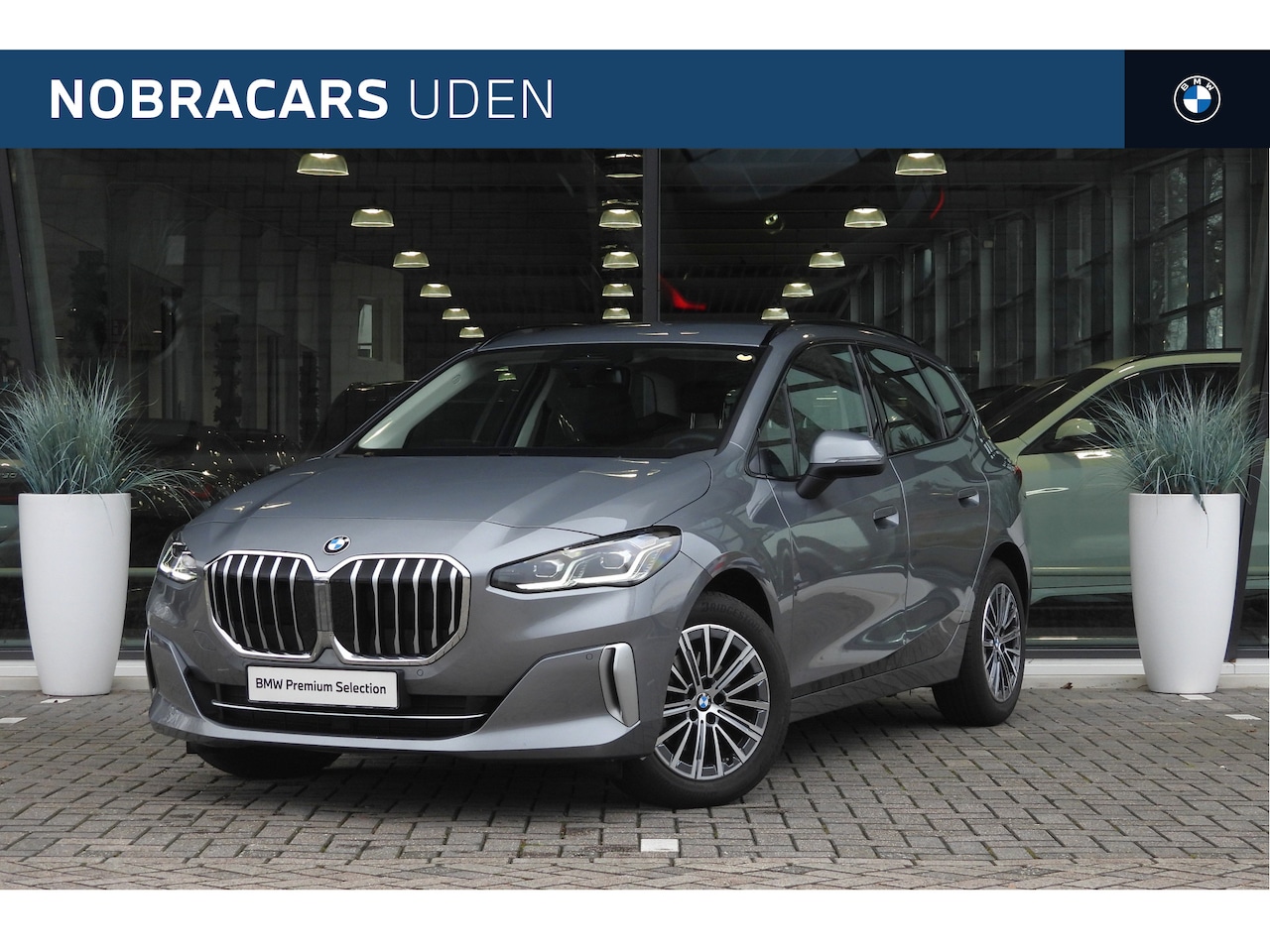 BMW 2-serie Active Tourer - 218i Luxury Line Automaat / Comfort Access / Adaptieve LED / Achteruitrijcamera / Stoelver - AutoWereld.nl