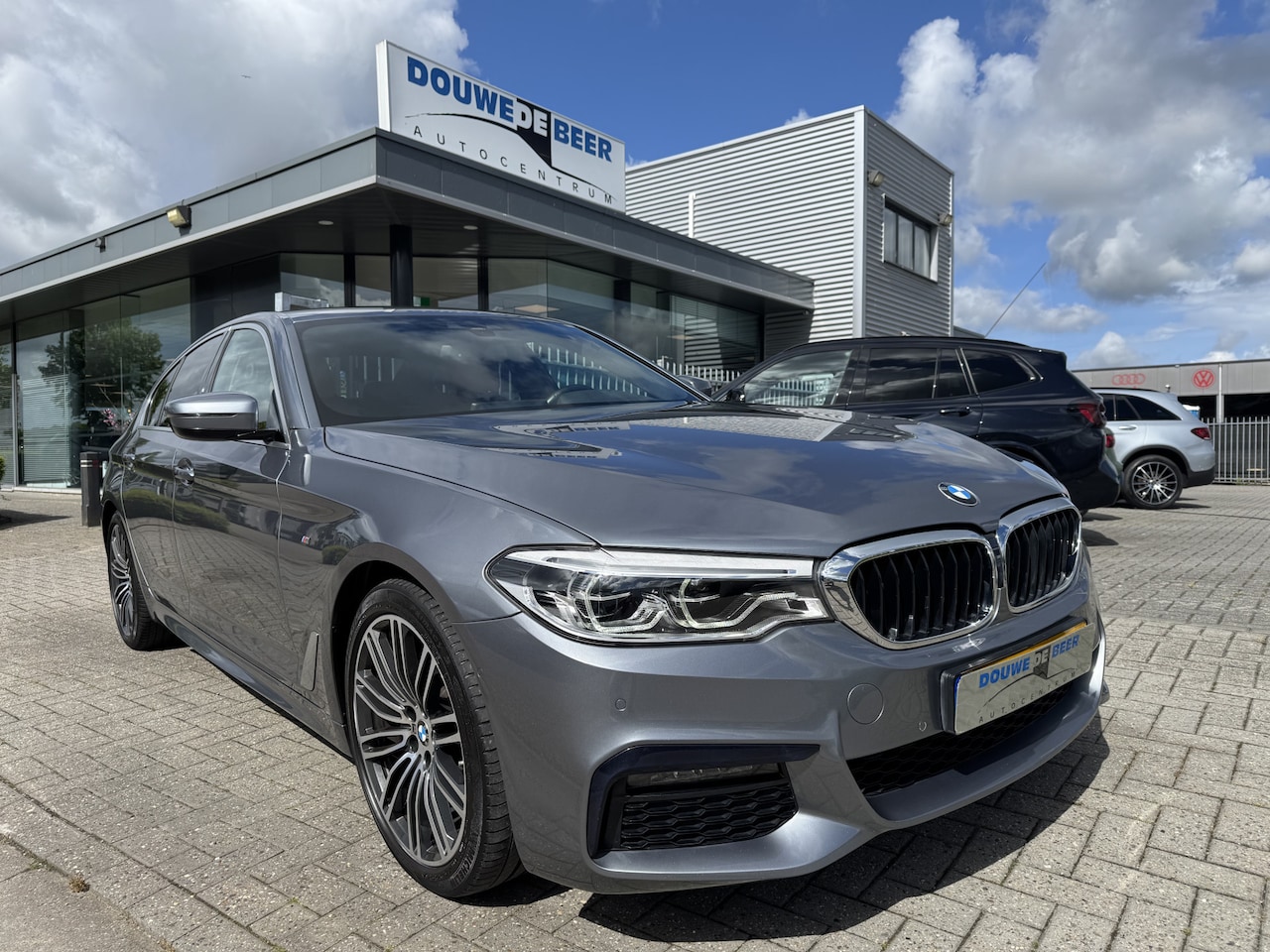 BMW 5-serie - 520i High Executive Edition M-sport - AutoWereld.nl