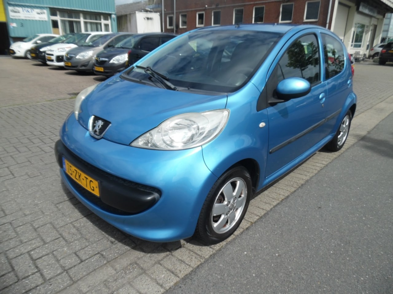 Peugeot 107 - apk 7.27 1.0-12V XS airco - AutoWereld.nl