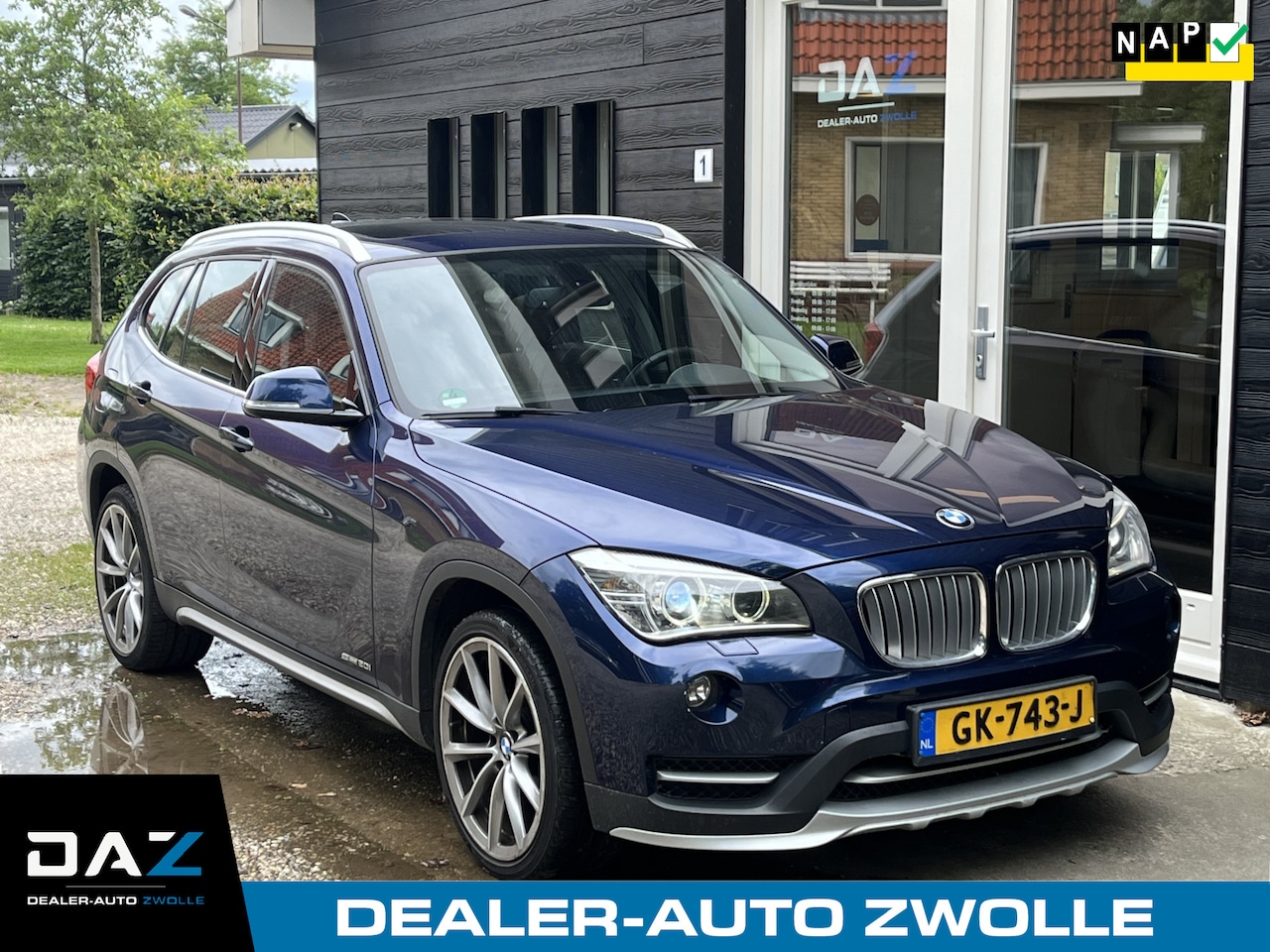 BMW X1 - sDrive20i High Executive Aut/Ecc/Leer/Navi/Pano - AutoWereld.nl