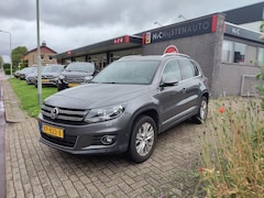 Volkswagen Tiguan - 1.4 TSI Life, Navi, Cruise, trekhaak 1600kg