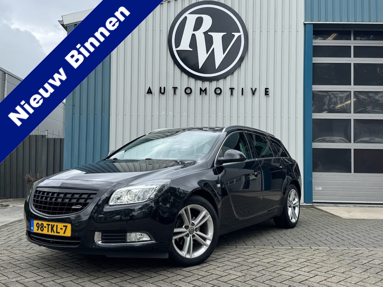 Opel Insignia - 1.6 T Edition Bi-Xenon / Leder / Stl verw / Org NL Auto / APK Maart 27! - AutoWereld.nl