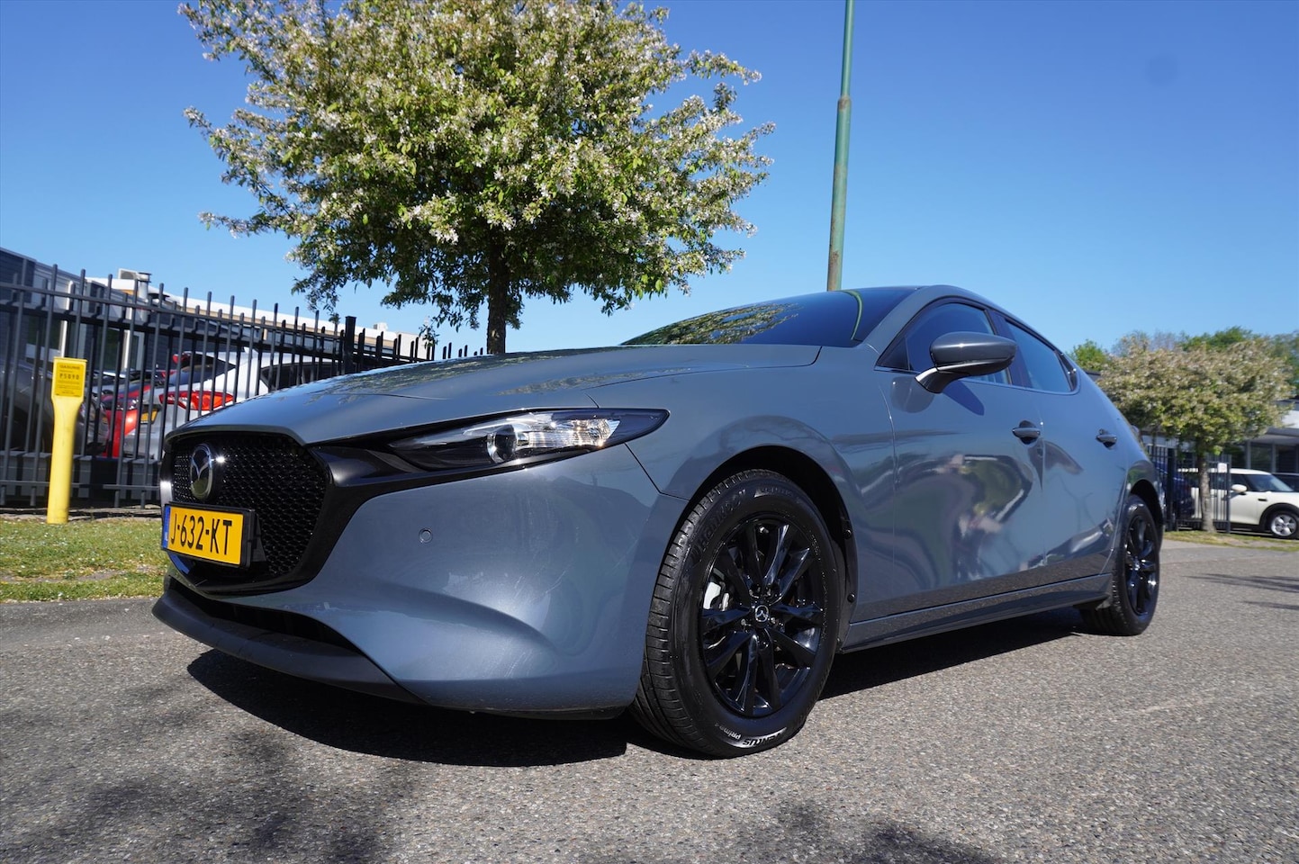 Mazda 3 - Hatchback Skyactiv-G 122pk Comfort Clima Navi Bose HUD Leder Xenon - AutoWereld.nl