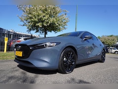 Mazda 3 - 3 Hatchback Skyactiv-G 122pk Comfort Clima Navi Bose HUD Leder Xenon