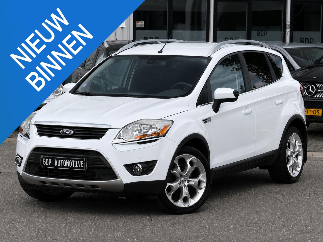 Ford Kuga - 2.5 20V Titanium Trekhaak | Parkeercamera | Half Leer | Mooie nette auto - AutoWereld.nl