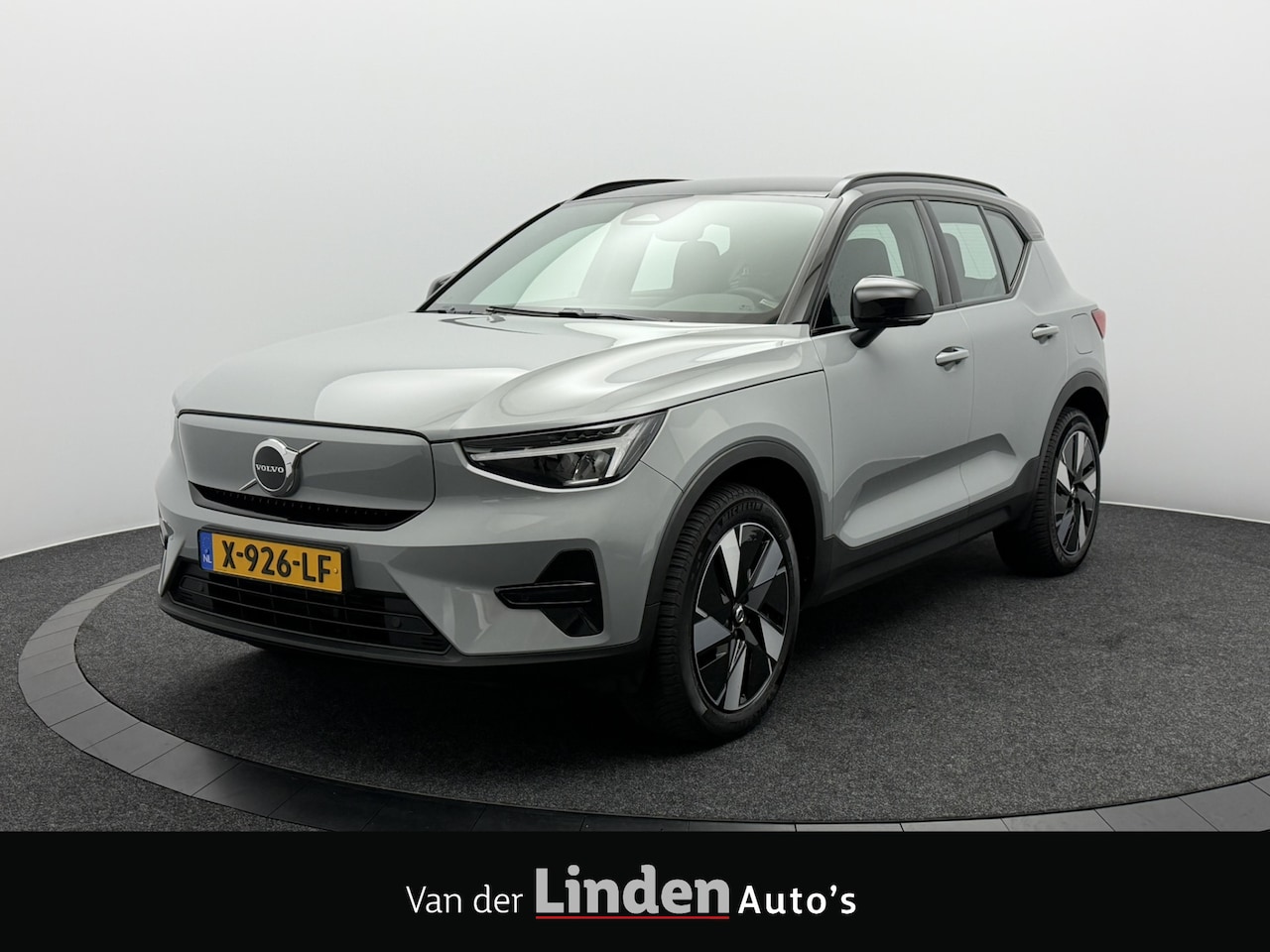 Volvo XC40 - Single Motor Core 69 kWh | Trekhaak | Warmtepomp | Camera | Navigatie | Stoel/Stuurverwarm - AutoWereld.nl