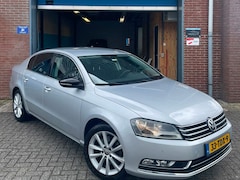 Volkswagen Passat - 1.4 TSI Highline BlueMotion