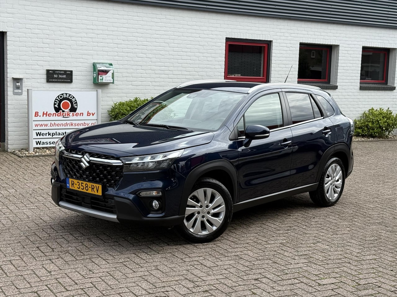 Suzuki S-Cross - 1.4 Boosterjet 129PK Smart Hybrid Select/ Trekhaak/ Stoelverwarming/ Adaptieve cruise/ DAB - AutoWereld.nl