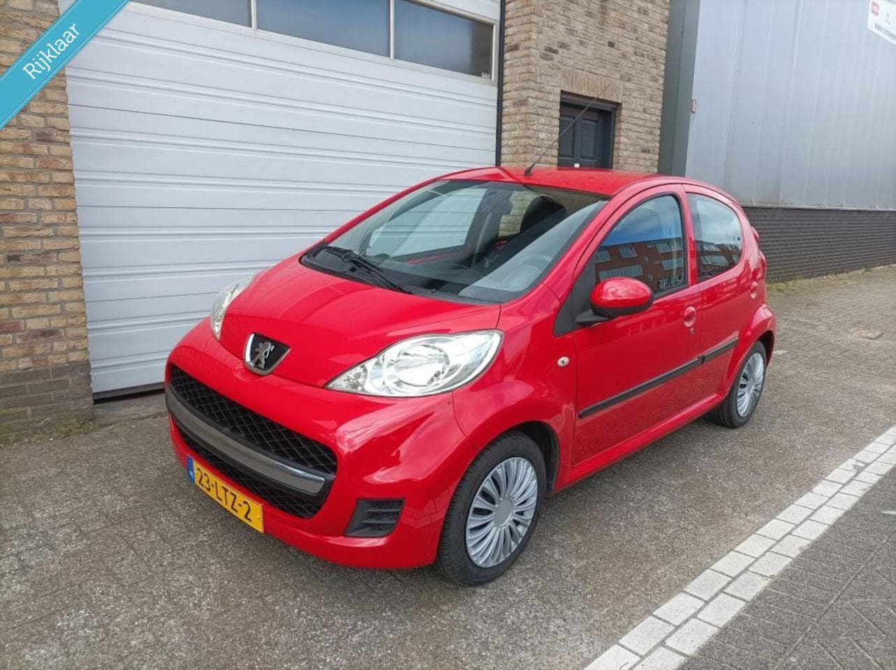 Peugeot 107 - 1.0-12V XS 5 deurs elektrisch pakket APK 5-2027 - AutoWereld.nl