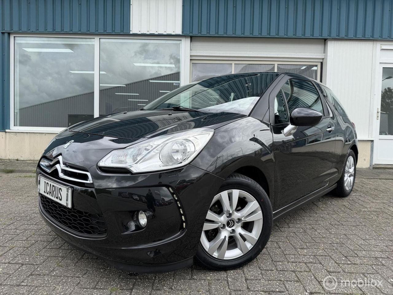 Citroën DS3 - 1.4 Chic|New apk|airco|cruise|boekjes - AutoWereld.nl