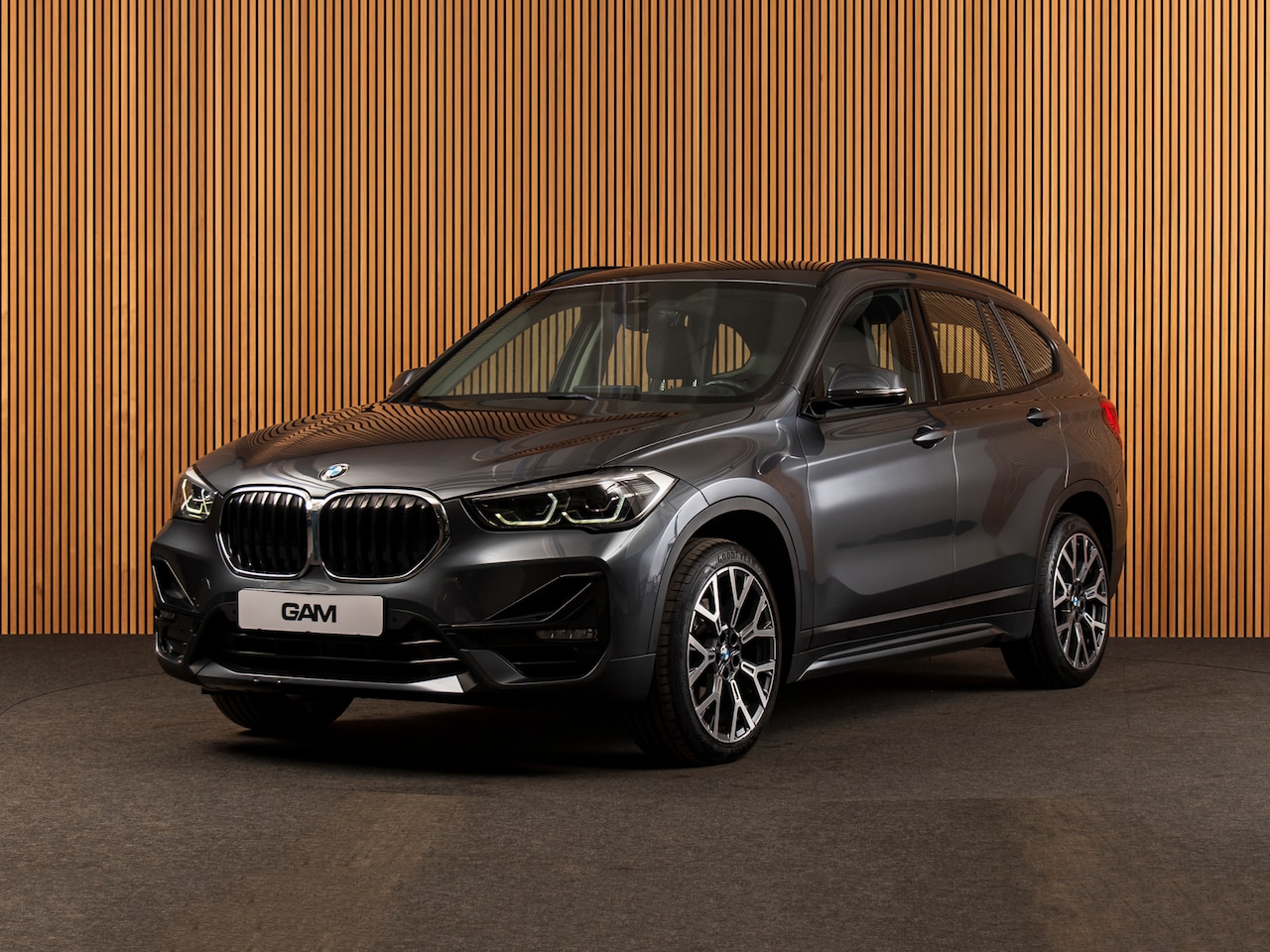 BMW X1 - sDrive20i CAMERA | HUD | LEDER - AutoWereld.nl
