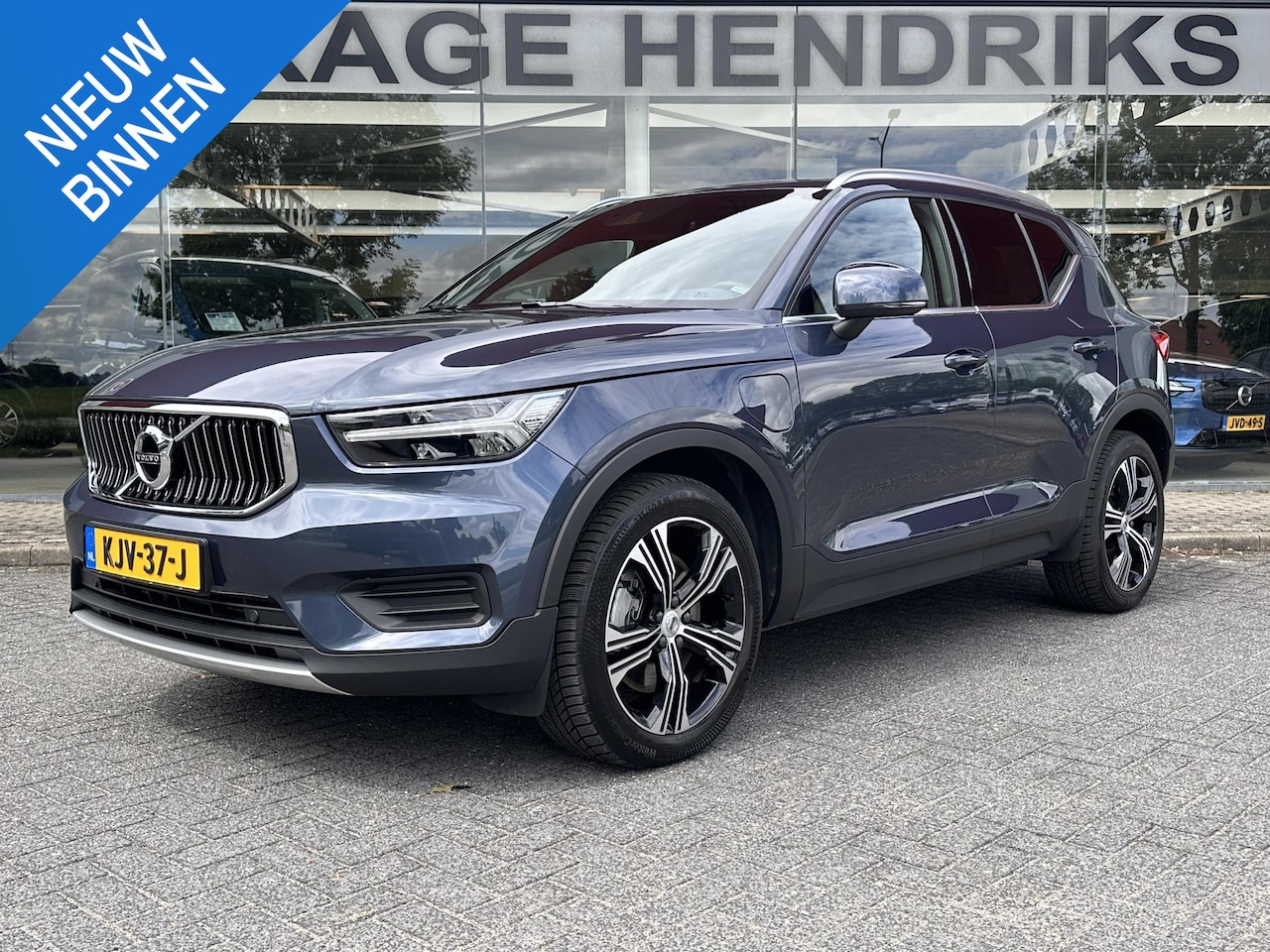 Volvo XC40 - 1.5 T4 Recharge Inscription | Adaptive Cruise Control | Full LED | stoel & stuur verwarmin - AutoWereld.nl