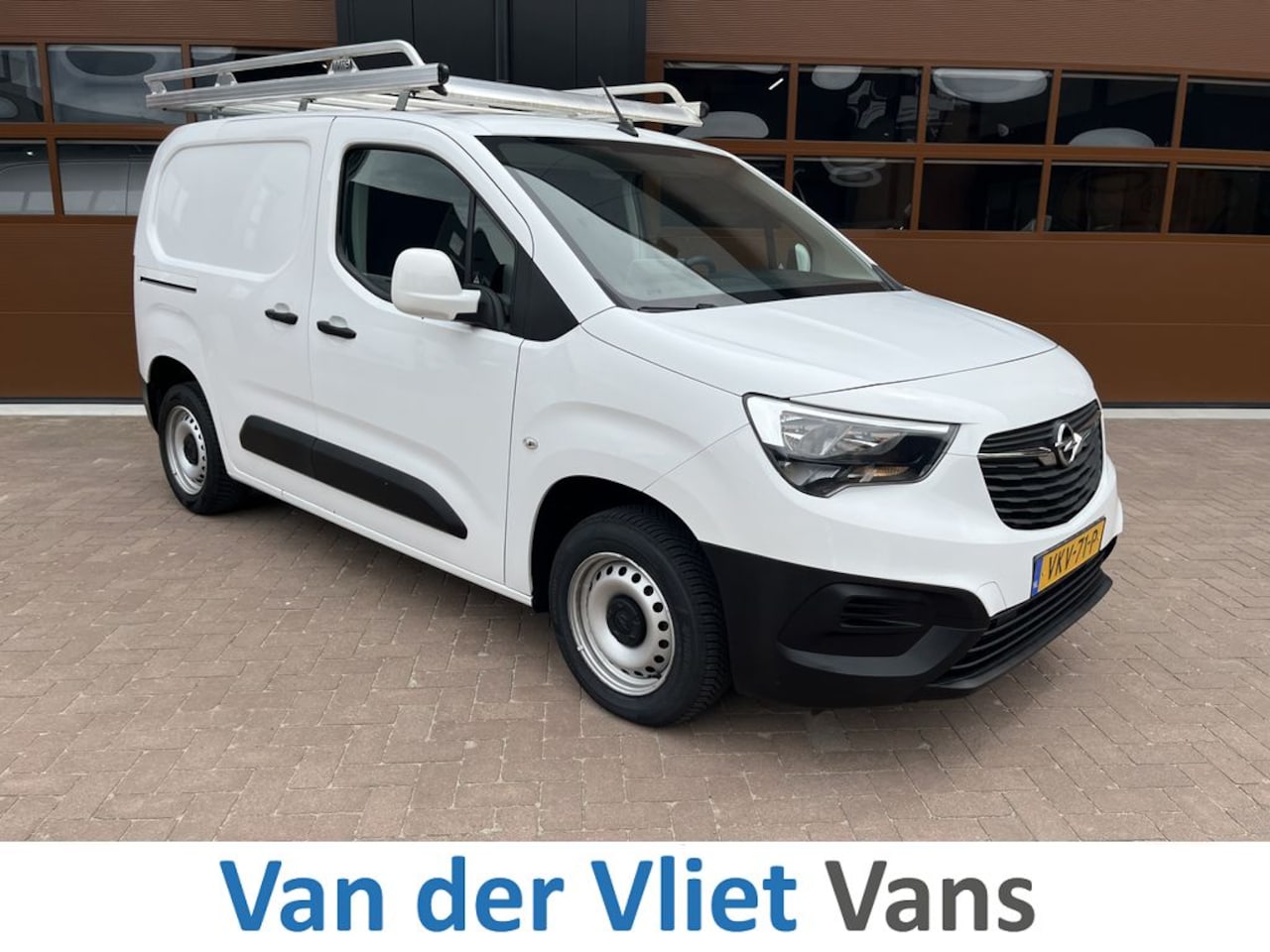 Opel Combo - 1.5 D E6 102pk Edition BPM Vrij! Lease €229 p/m, Airco, Navi, PDC, Cruise controle, Onderh - AutoWereld.nl