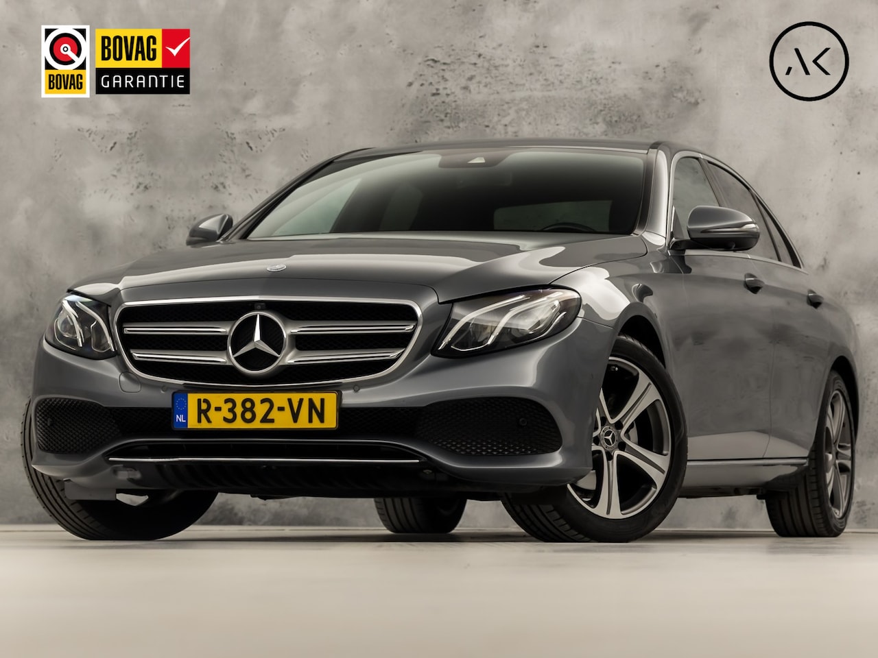 Mercedes-Benz E-klasse - 200 Sport 184Pk Automaat (SFEERVERLICHTING, 360 CAMERA, NAVIGATIE, STOELVERWARMING, ELEK S - AutoWereld.nl