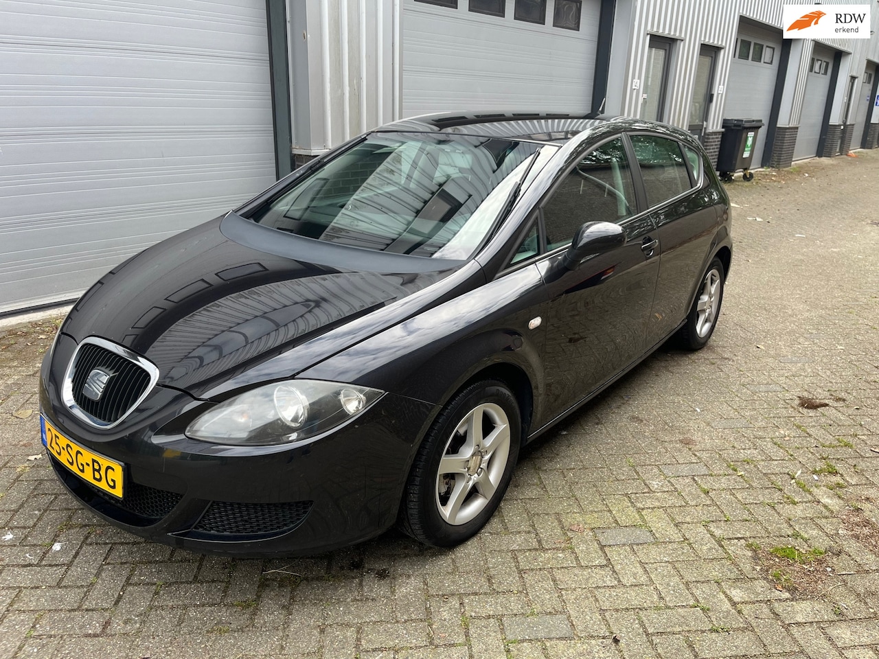 SEAT Leon - 2.0 FSI Reference! AIRCO! APK T/M 02-2027! - AutoWereld.nl