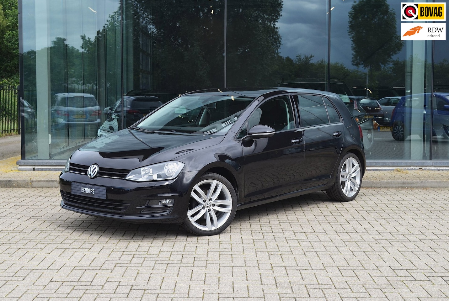 Volkswagen Golf - 1.4 TSI Business Edition | Automaat | Cruise | Bluetooth | Stoel verw. - AutoWereld.nl