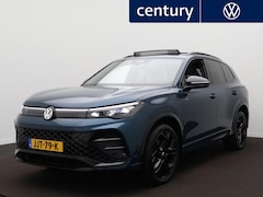 Volkswagen Tiguan - 1.5 eHybrid R-Line Edition Automaat - Panoramaschuif-kanteldak - LED - Trekhaak - Camera