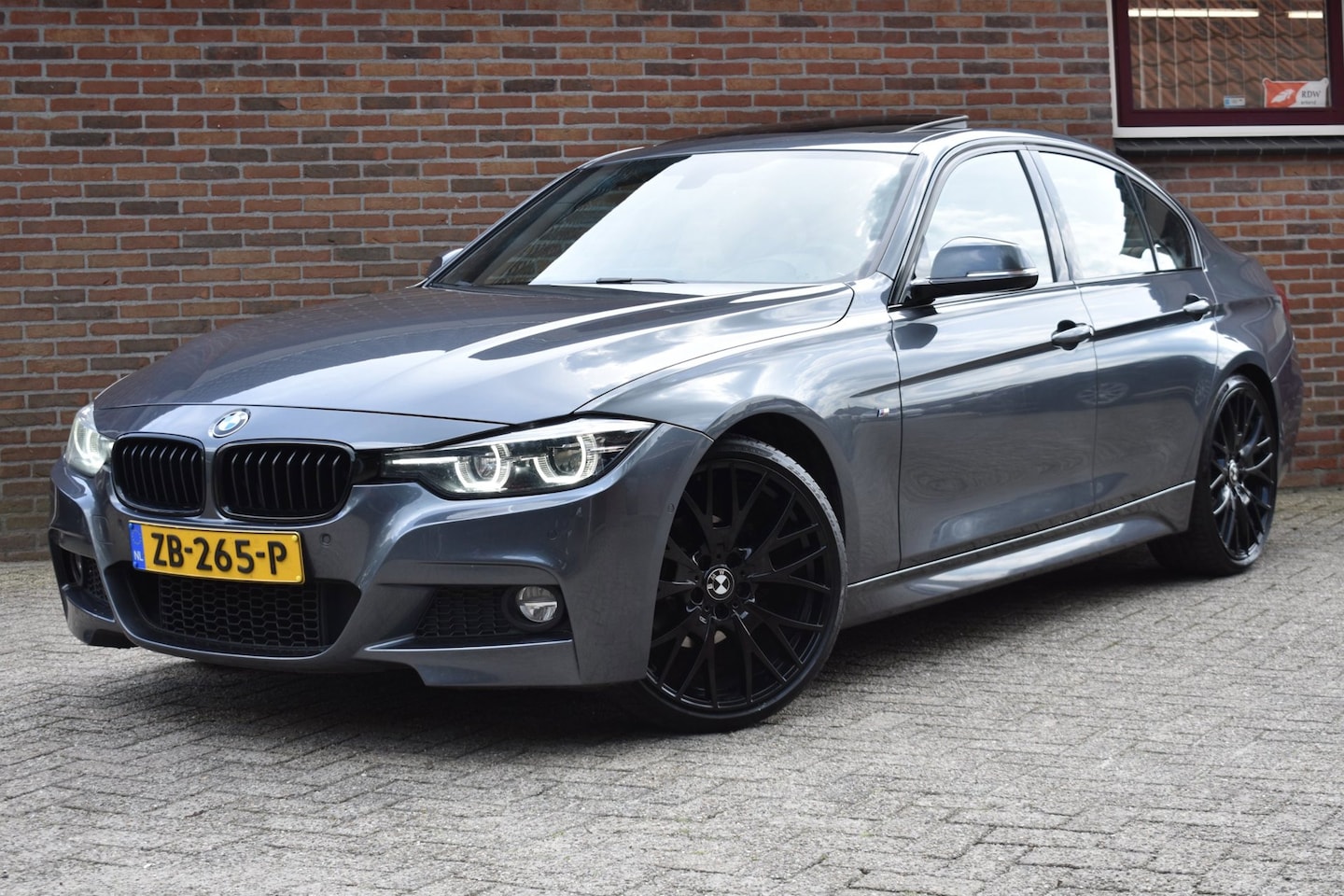 BMW 3-serie - 320i Edition M Sport Shadow Executive '19 Leder Mapakket Clima LED Navi Cruise Inruil moge - AutoWereld.nl