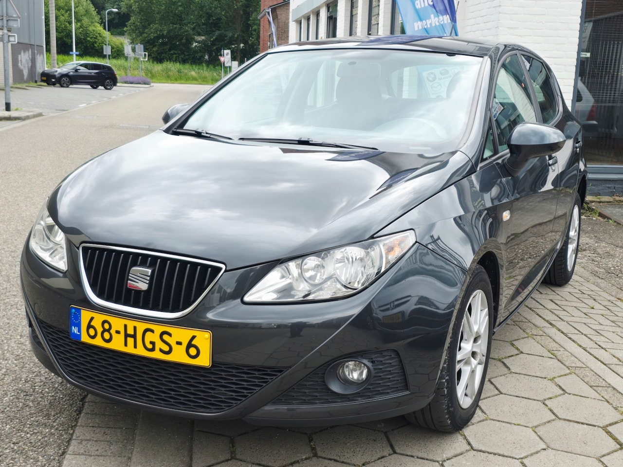 SEAT Ibiza - 1.4 Style*2 e eig*zeer nette auto*dealer onderhoud*nap*apk*airco ijs*velgen*inruil mog!!! - AutoWereld.nl