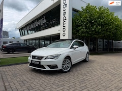 SEAT Leon - 1.5 TSI PANORAMADAK, APPLE CARPLAY, XENON, PDC, STOELVERWARMING