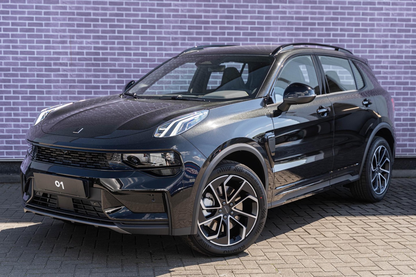 Lynk & Co 01 - 1.5 Core PHEV | 1800 kg Trekvermogen | Adaptieve Cruise Control | Keyless Entry | Stoelver - AutoWereld.nl