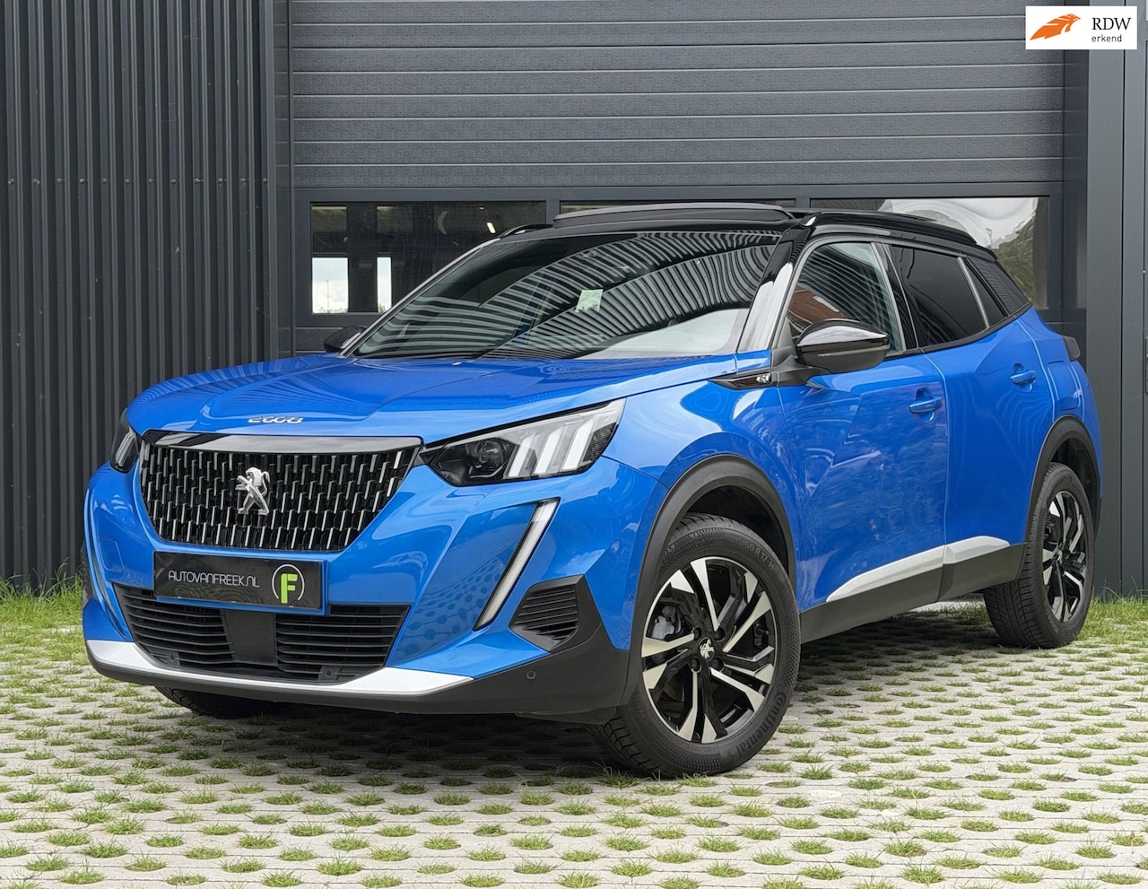 Peugeot 2008 - 1.2 PureTech GT | PANO | CARPLAY | CAMERA | CRUISE | CLIMATE | DODE HOEK - AutoWereld.nl