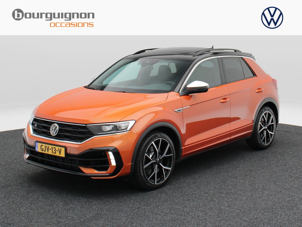 Volkswagen T-Roc - 2.0 TSi 300 Pk Automaat 4Motion R | Panoramadak | Stoelverwarming | Adaptive Cruise | Beat - AutoWereld.nl