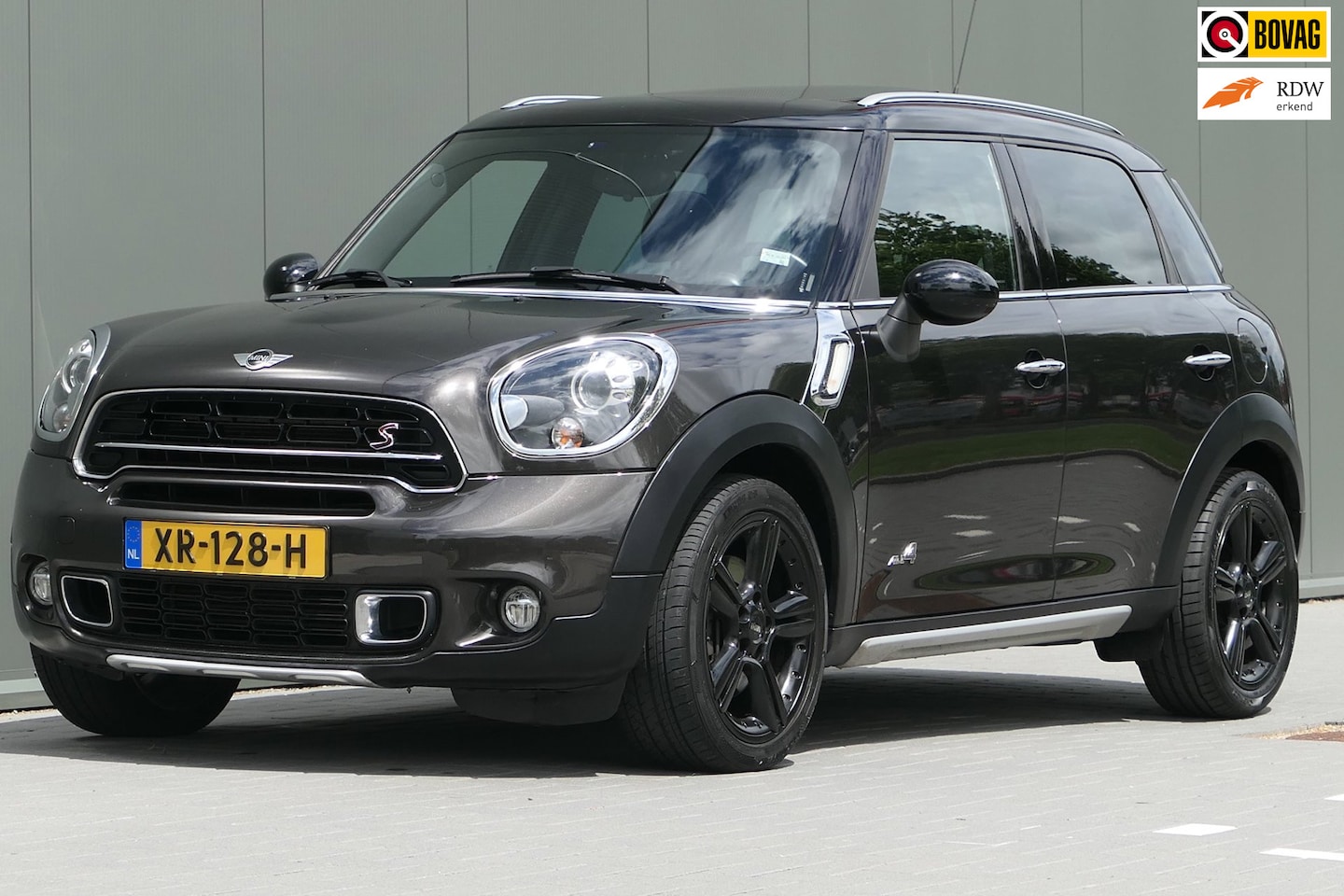 MINI Countryman - 1.6 Cooper S ALL4 Chili Harman Kardon Pano Stoelverwarming - AutoWereld.nl