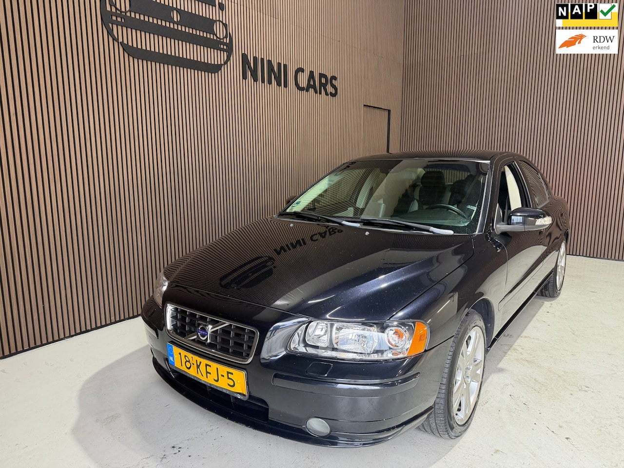 Volvo S60 - 2.4 Drivers Edition Zeer nette auto - AutoWereld.nl