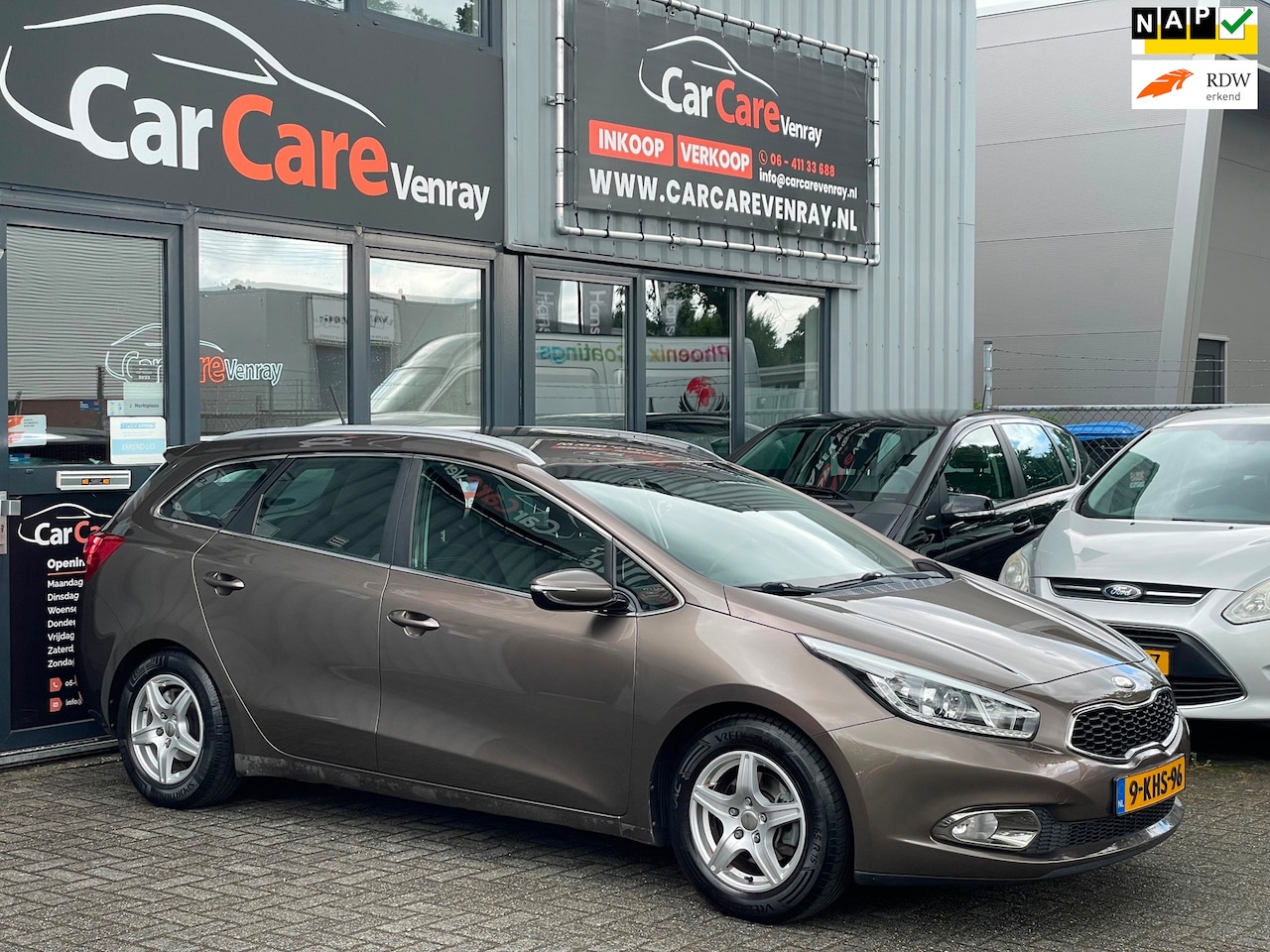 Kia Cee'd Sportswagon - 1.6 GDI Plus Pack|APK04-2027|NAVIGATIE|CRUISE|CAMERA|NAP| - AutoWereld.nl