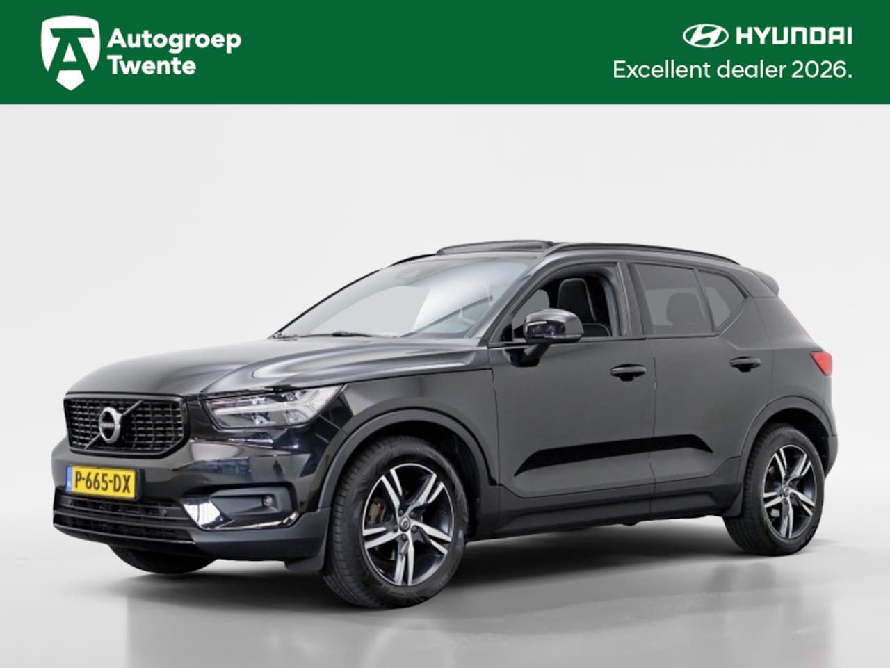 Volvo XC40 - 1.5 T3 Inscription | Navi | Elek. trekhaak | Panoramadak - AutoWereld.nl