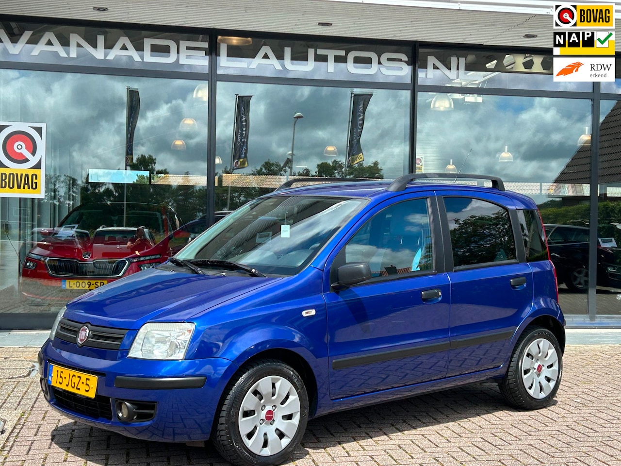 Fiat Panda - 1.2 Emotion Clima Elek.Pakket NL-Auto NAP Nieuwe APK! - AutoWereld.nl