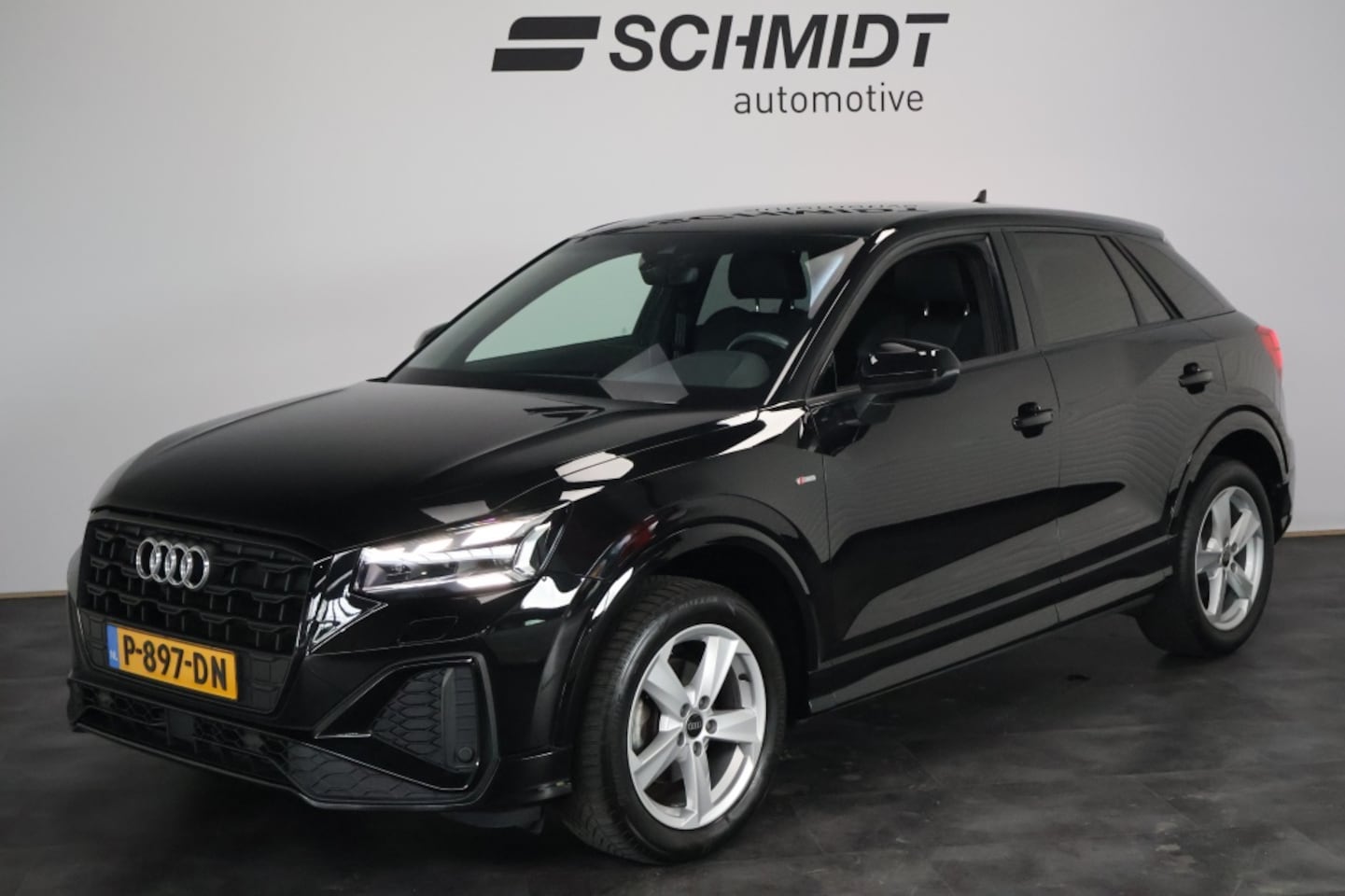 Audi Q2 - 35 TFSI S edition 150pk | Matrix | Carplay | Keyless | Navigatie - AutoWereld.nl