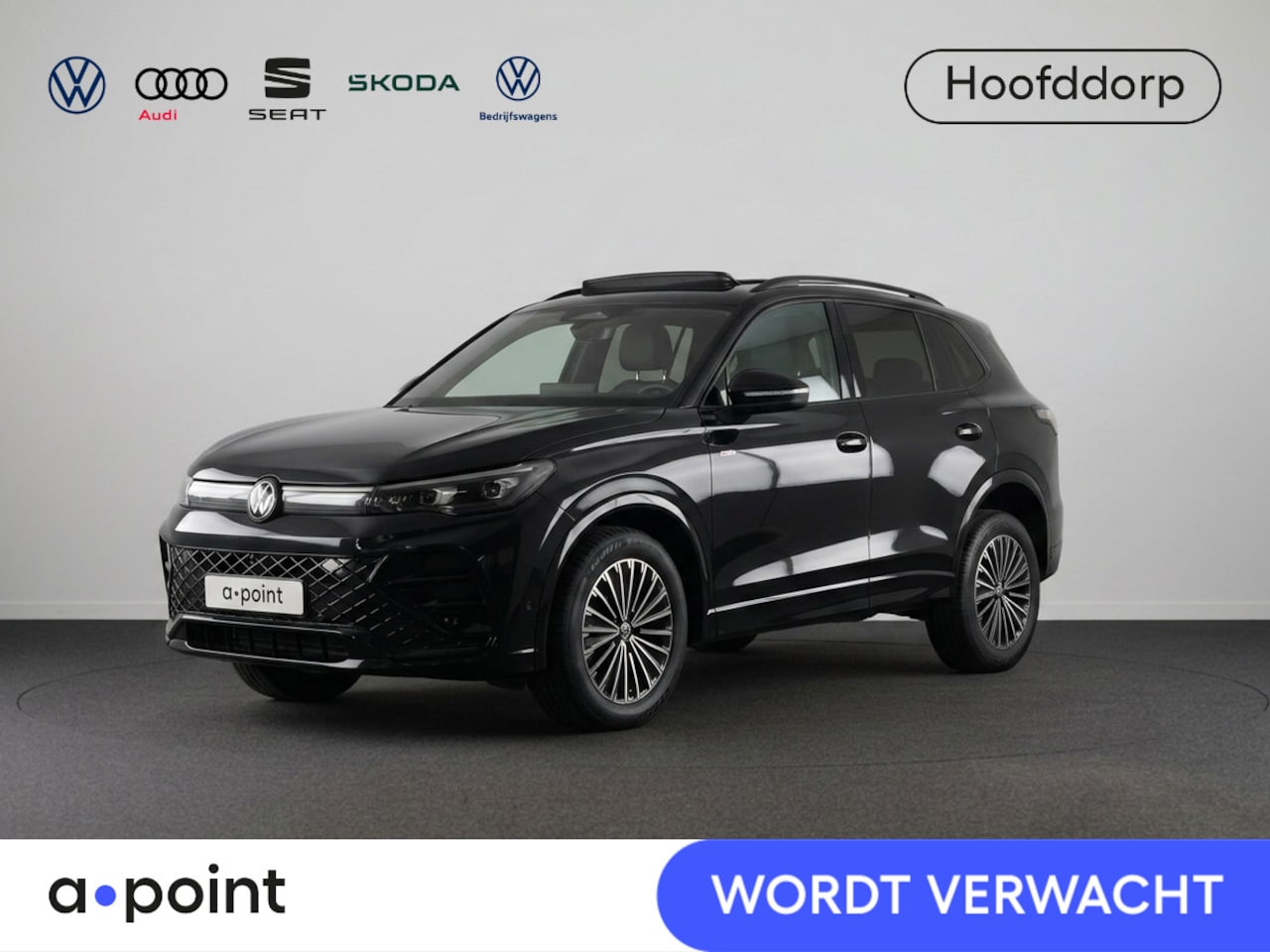 Volkswagen Tiguan - 1.5 eHybrid R-Line Edition 272 pk Automaat (DSG) | Verlengde garantie | Navigatie | Panora - AutoWereld.nl