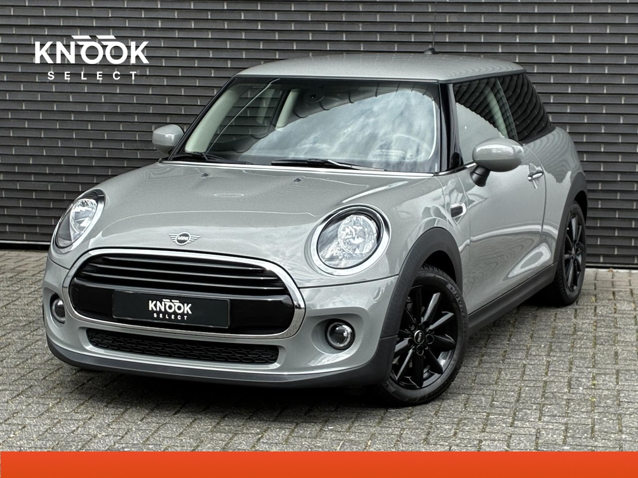 MINI Cooper - Hatchback 3 deurs / Airconditioning / Bluetooth / Elektrisch Pakket / DAB / 16 Inch / Chro - AutoWereld.nl