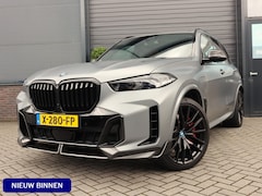 BMW X5 - xDrive50e M Sport | Sky Lounge | M Stoelen | Carbon Exterieur/Interieur | trekhaak | Bomvo