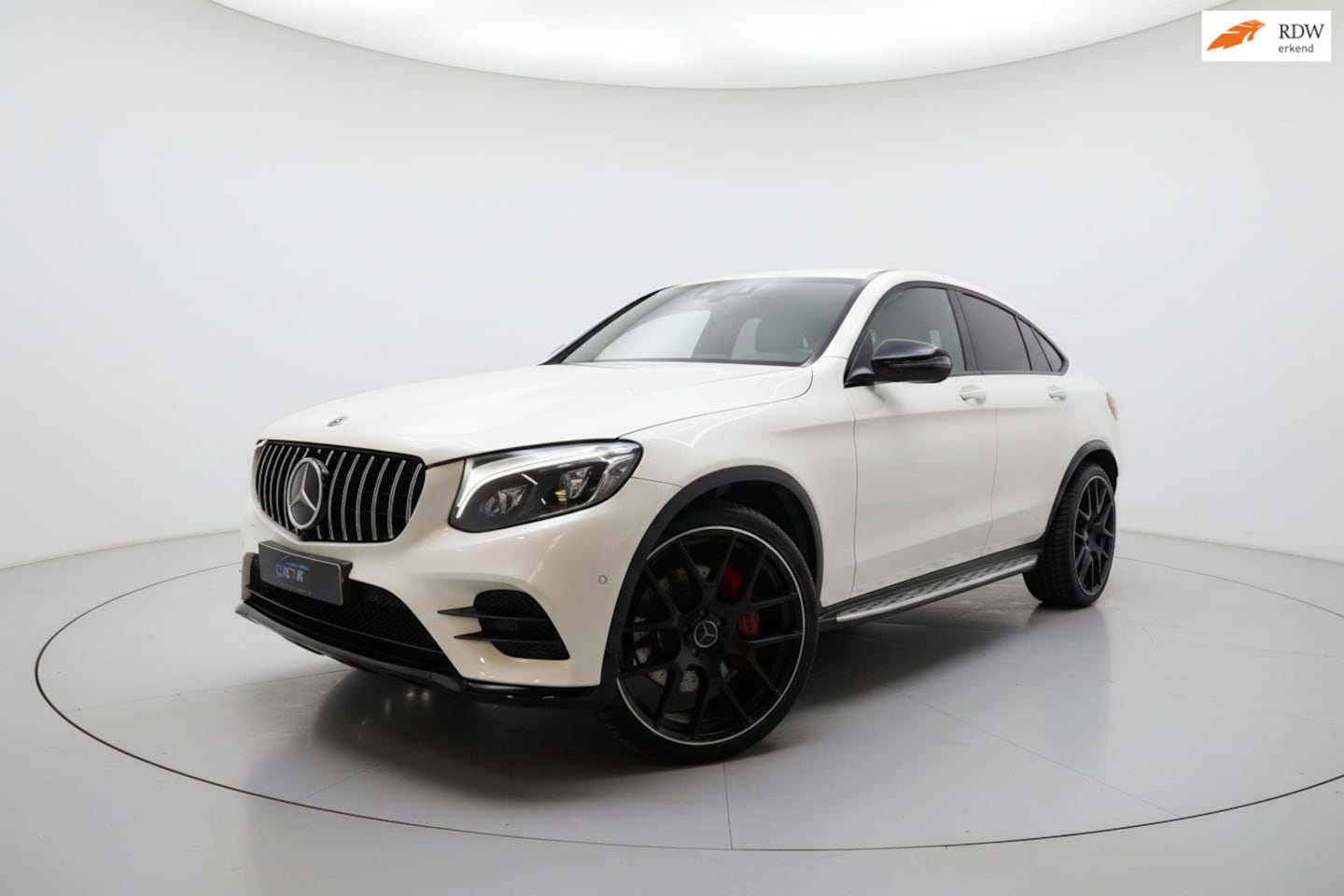 Mercedes-Benz GLC-klasse Coupé - 300 4MATIC SCHUIFDAK SFEER - AutoWereld.nl