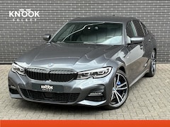 BMW 3-serie - Sedan 320i High Executive M Sport Pakket Automaat / Live Cockpit Professional / Leder / 19