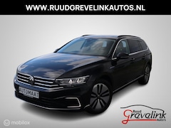 Volkswagen Passat Variant - 1.4 TSI PHEV GTE 218 PK AUTOMAAT Navi Leer Stoelverwarming Camera DonkerGlas Led