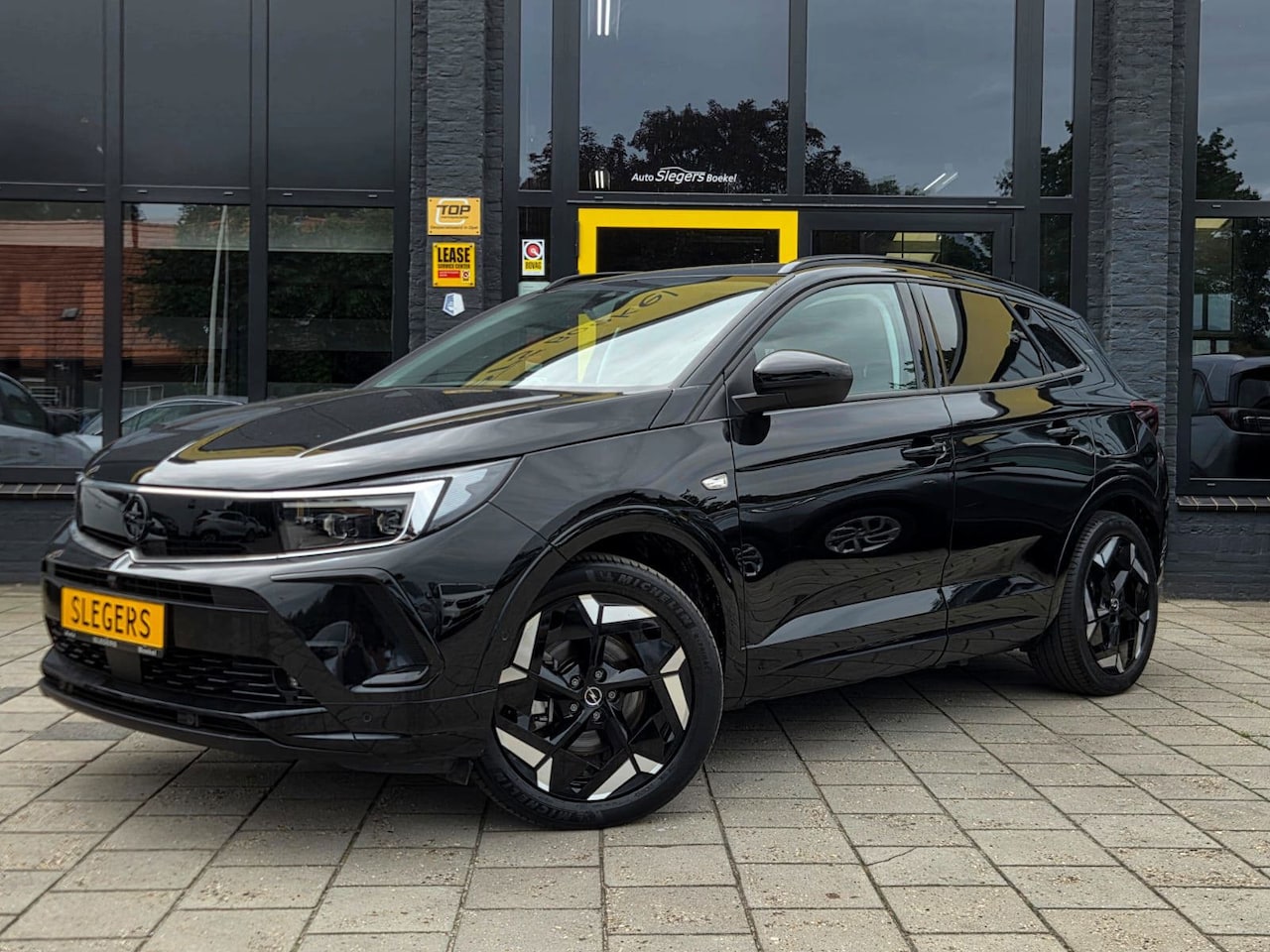 Opel Grandland - 1.6 Turbo Plug-in-Hybrid4 GSe 300PK | Park Cam V+A | Stoelv + Stuurv | Elek Achterklep | S - AutoWereld.nl