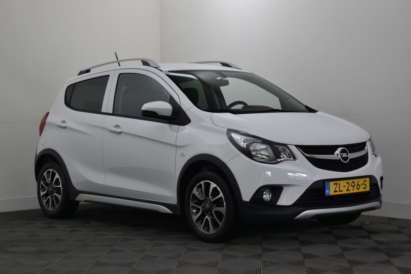 Opel Karl - ROCKS 1.0 Online Edition - AutoWereld.nl