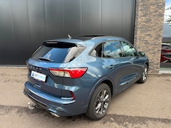 Ford Kuga - 1.5 Eco 150pk ST-Line X Panorama, Navi, Trekhaak, Camera's BOMVOL