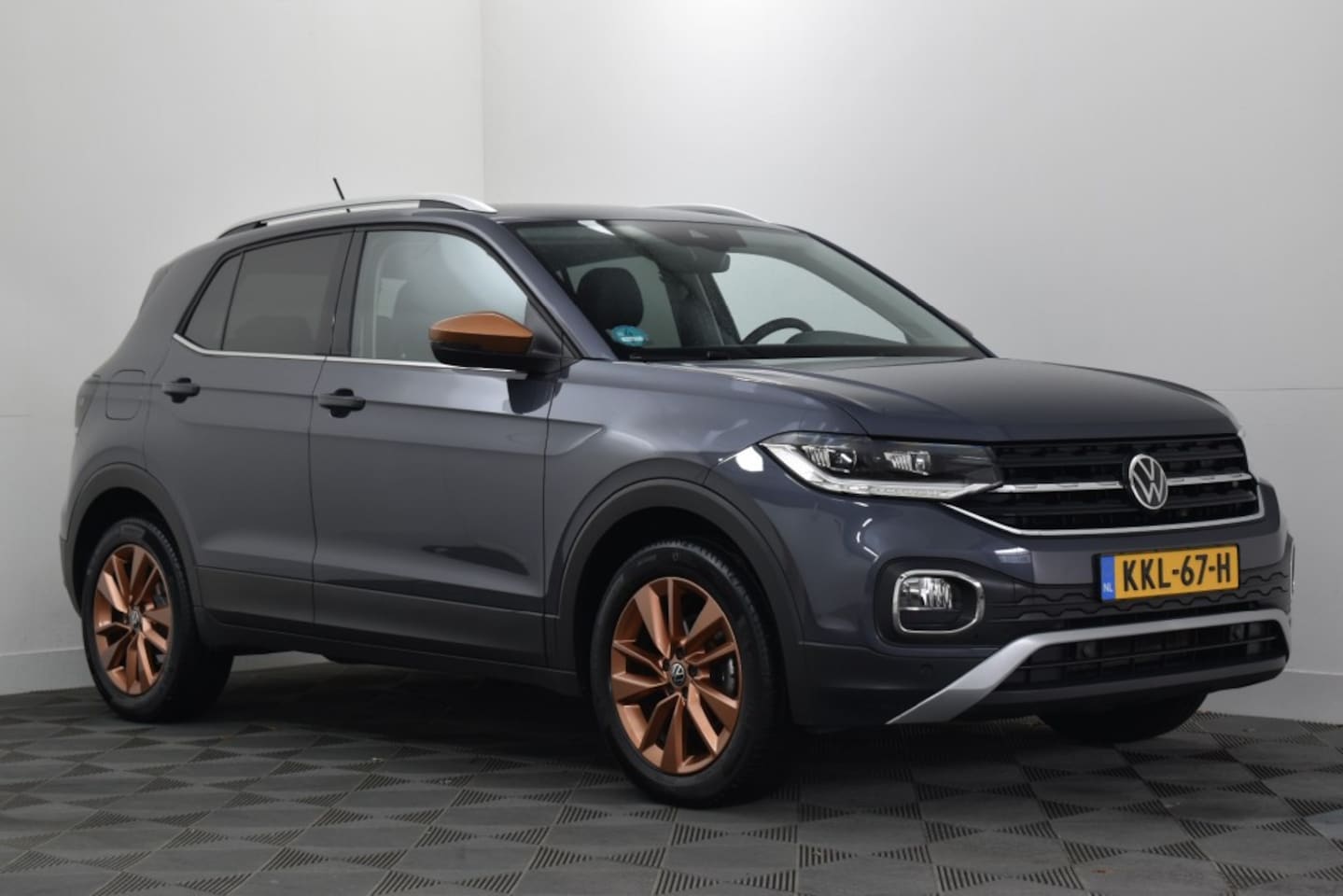 Volkswagen T-Cross - 1.0 TSI 110PK COPPER STYLE - AutoWereld.nl