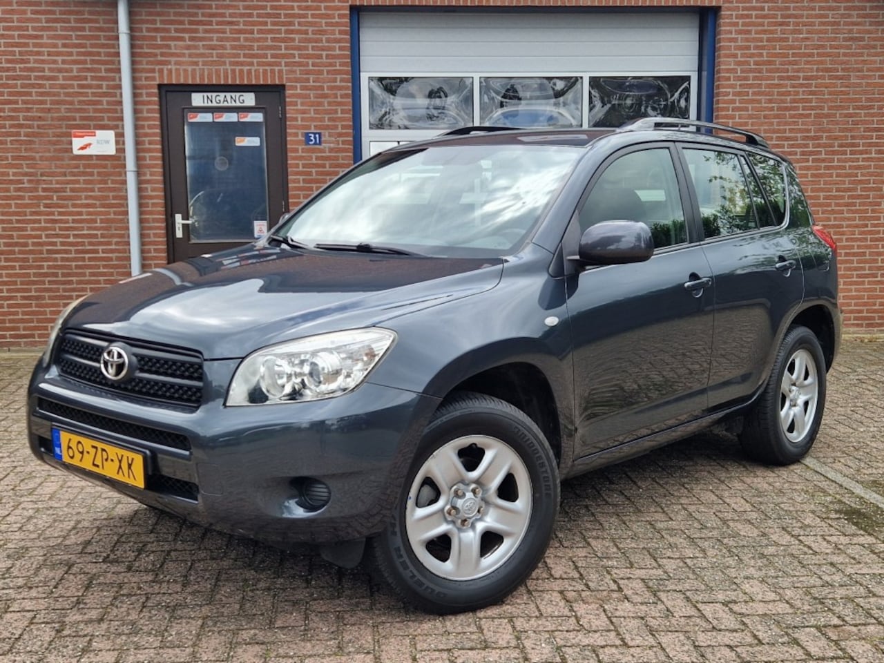 Toyota RAV4 - 2.0 VVTi Linea Terra 4WD Airco NL-auto Cruise Afn. Trekhaak 1e-Eig. - AutoWereld.nl